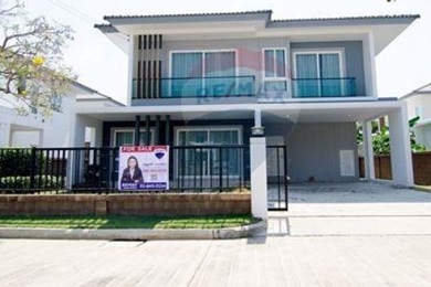 Second hand house for sale